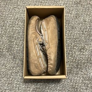 Gently worn UGG Dakota moccasins